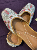 Elegant White Punjabi Jutti - Handcrafted Ethnic Footwear with Pearl & Bead Embroidery