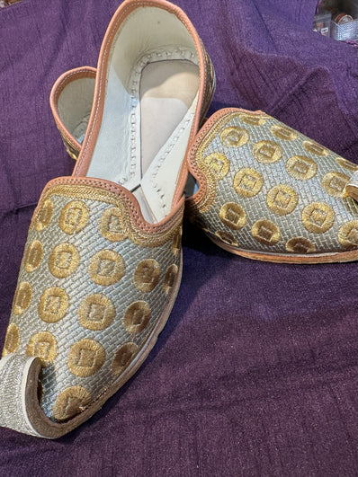 Handcrafted Pure Leather Punjabi Khussa | Traditional Tilla Work Jutti for Men