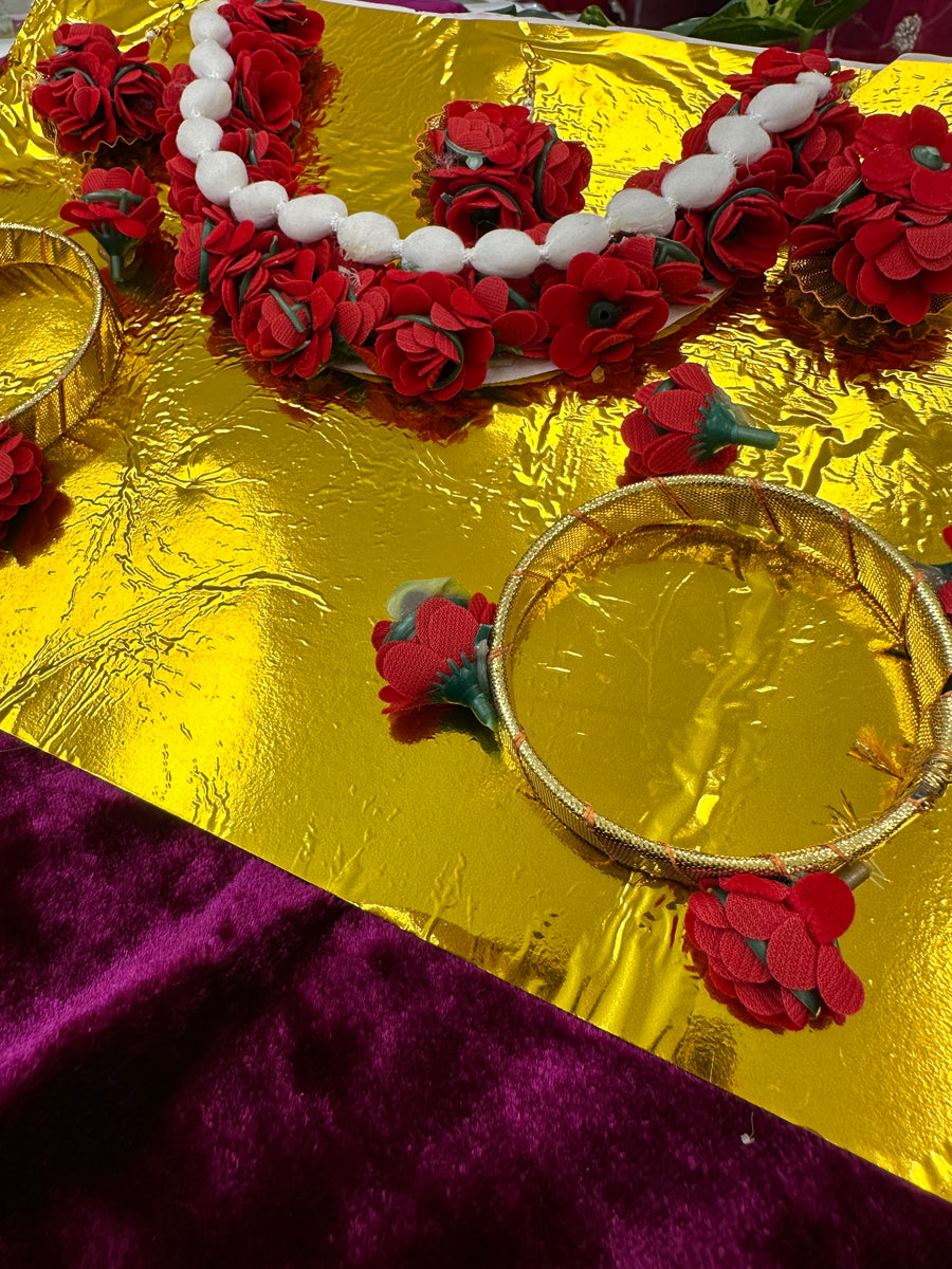 Handcrafted Floral Bridal Jewelry Set | Haldi & Mehendi Wedding Accessories | Artificial Flower Jewelry Style 1
