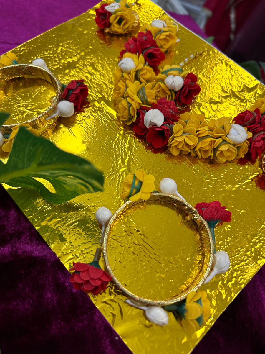 Handcrafted Floral Bridal Jewelry Set | Haldi & Mehendi Wedding Accessories | Artificial Flower Jewelry Style 4