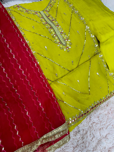 Unstitched Suit Material- 247 Parrot Green