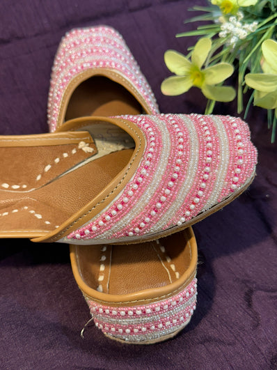 Luxury Pink Pearl Punjabi Jutti - Handcrafted Ethnic Footwear with Beadwork & Embellishments