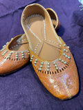 Handcrafted Brown Leather Punjabi Jutti for Women – Traditional Curved Toe Mojari with Premium Finish