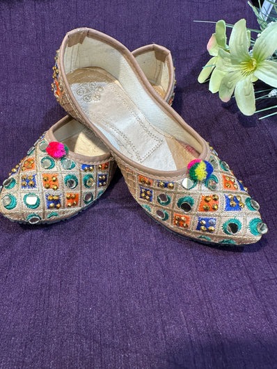 Girls Designer Jutti with Mirror Work & Colorful Embroidery – Traditional Punjabi Footwear