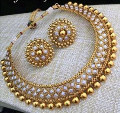 Sunshine Choker with Stud Earrings - Clear White