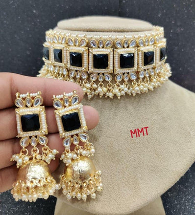 Meera Kundan Necklace set  - Black
